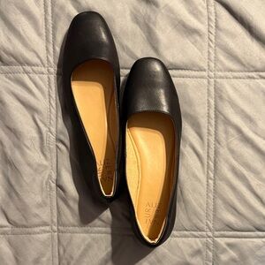 New Naturalizer Black Women's Flats Sz 9